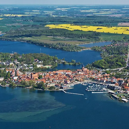 Petra Дом отдыха Варен